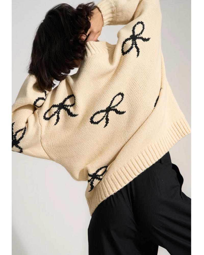 Bellamy Knit Pullover Creme Bow