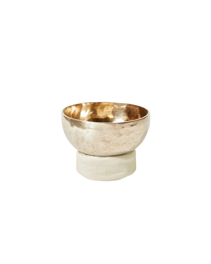 Large Seven Metals Meditation Singing Bowl Vanilla