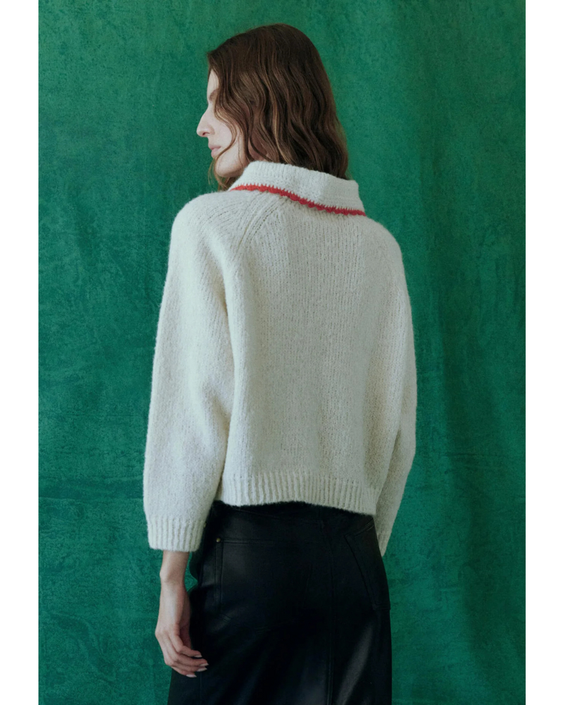 The Crochet Collar Pullover Soft White Cherry