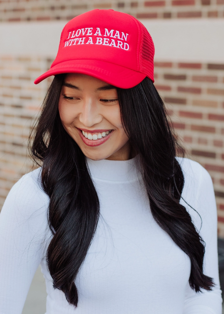 Love A Man With A Beard Trucker Hat Red